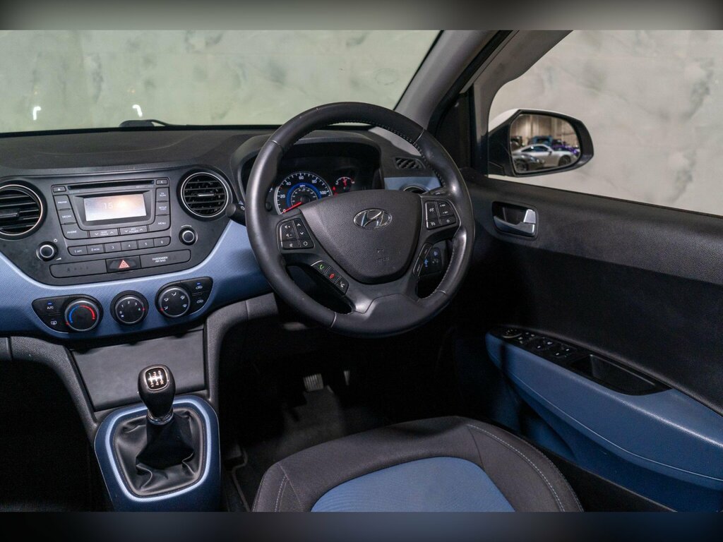 Hyundai I10 1L Se White #16