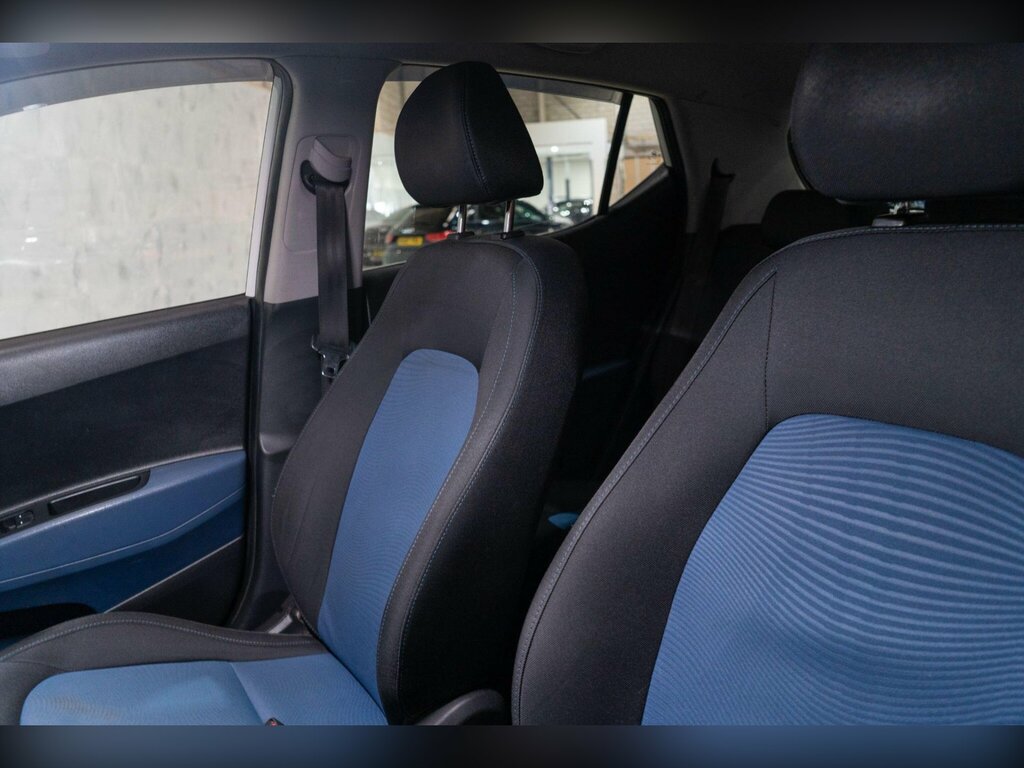 Hyundai I10 1L Se White #26
