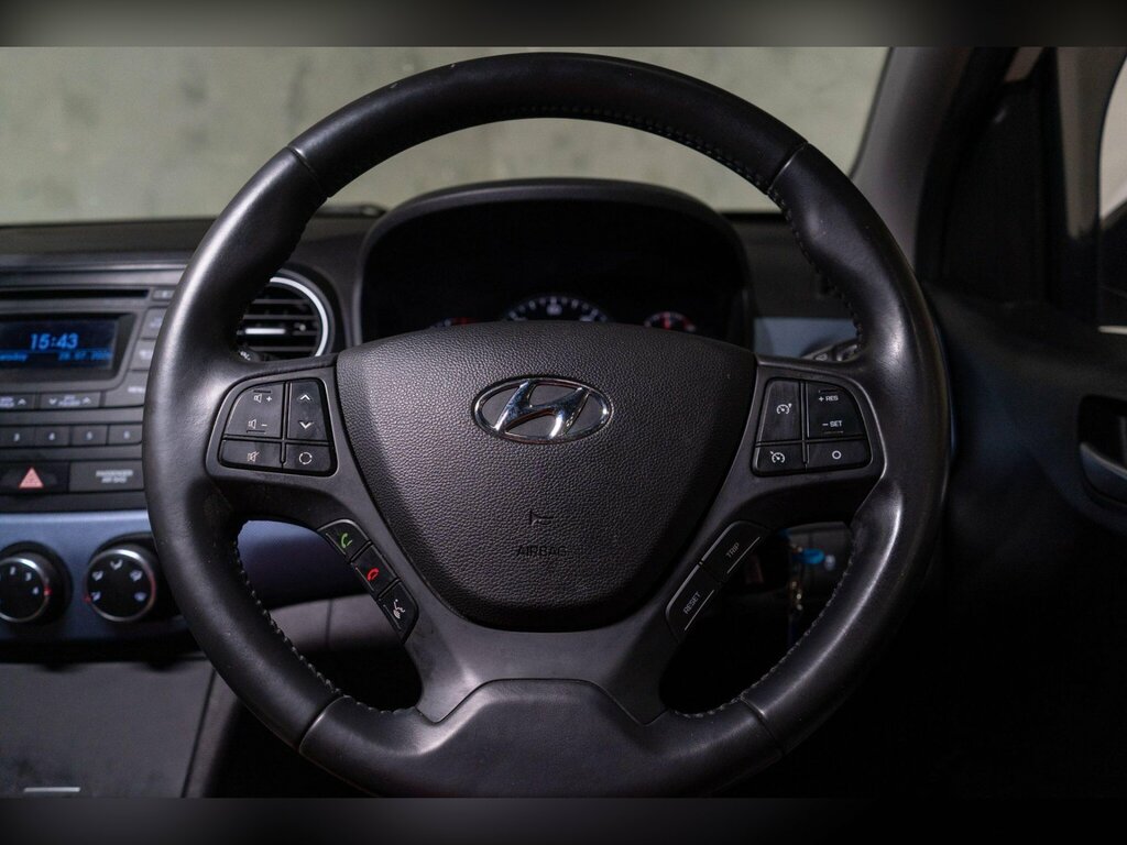 Hyundai I10 1L Se White #24