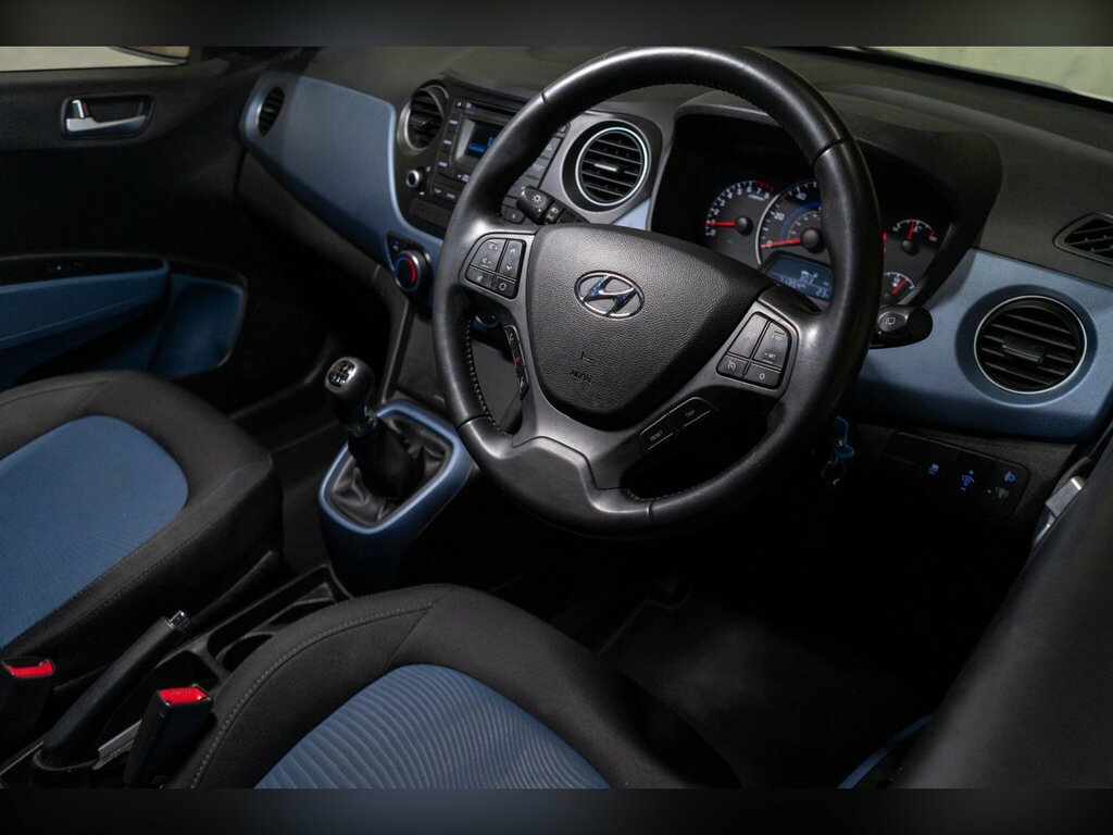Hyundai I10 1L Se White #12