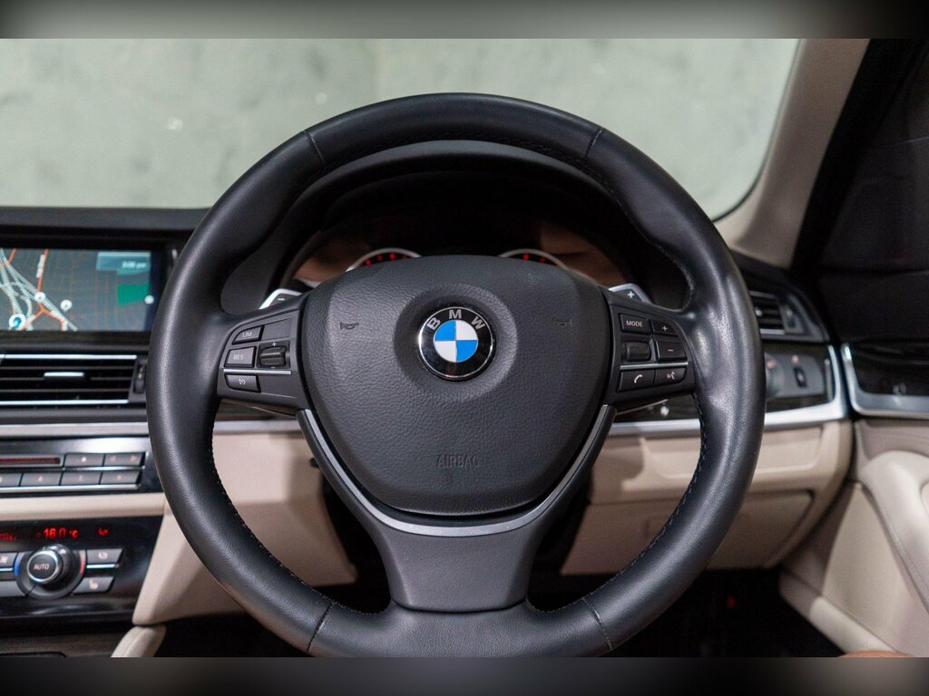 BMW 5 Series 2.0 520D Se Touring Black #26