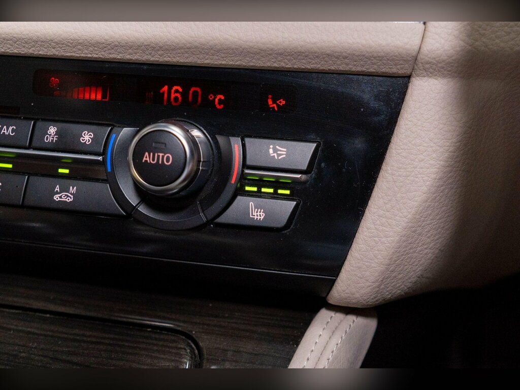 BMW 5 Series 2.0 520D Se Touring Black #24
