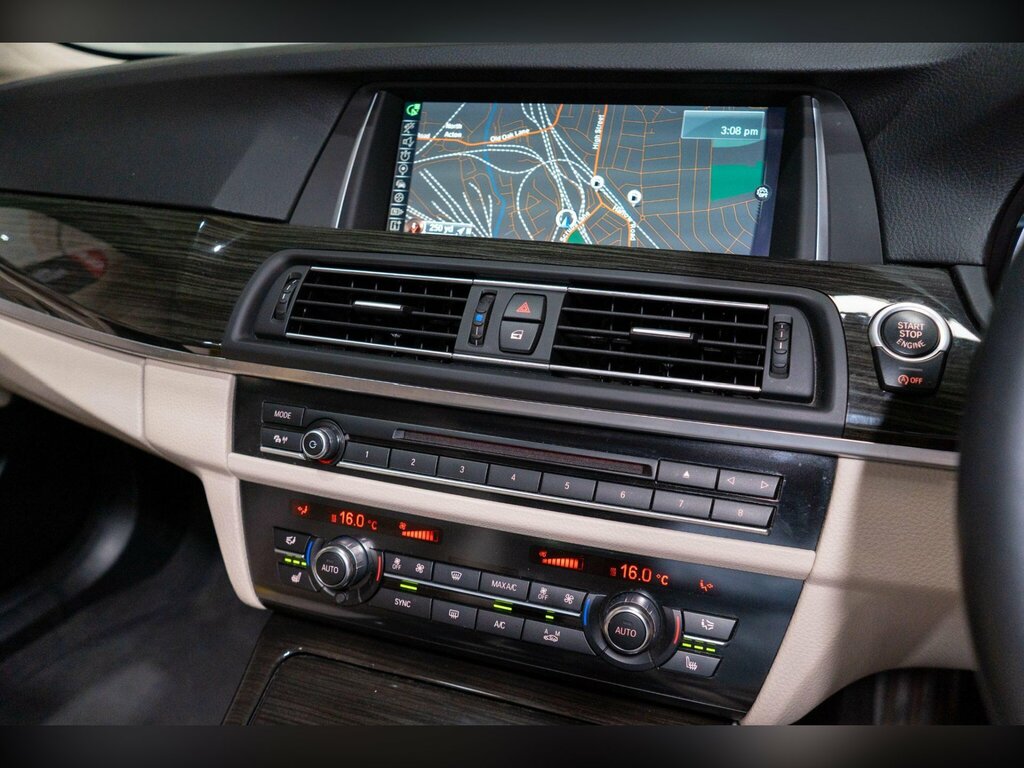 BMW 5 Series 2.0 520D Se Touring Black #18