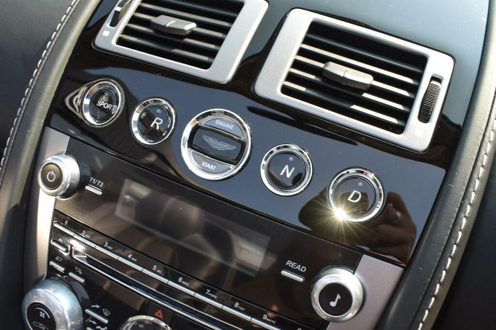 Aston Martin Vantage Coupe Silver #17