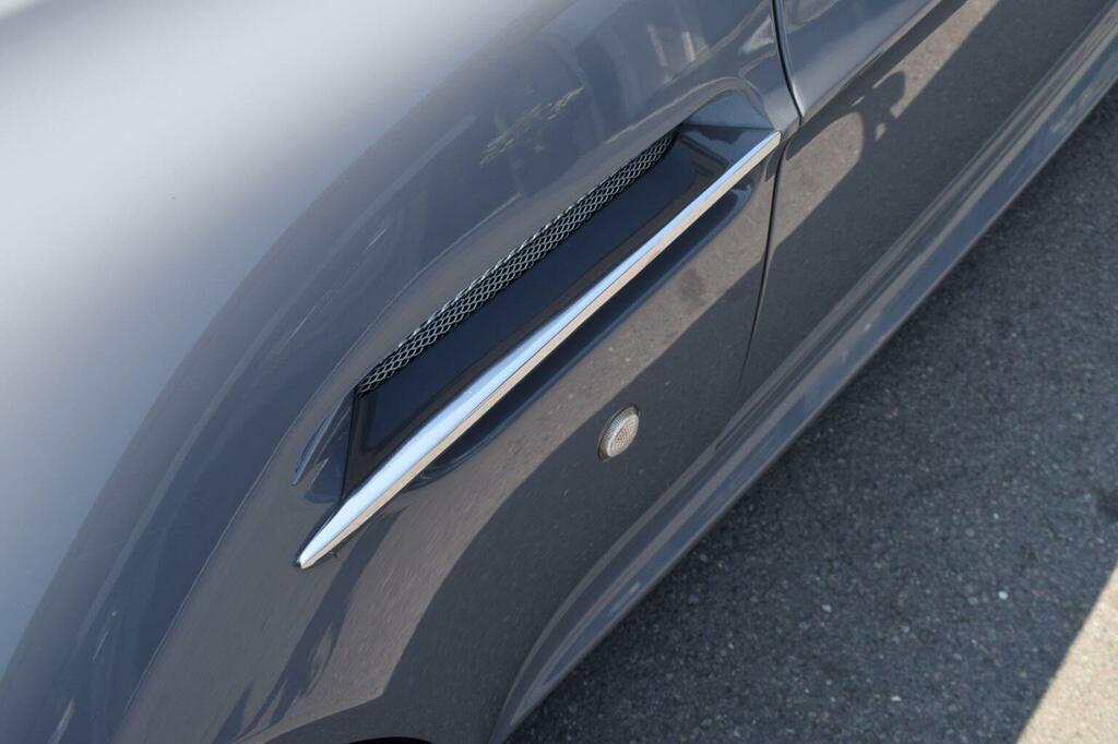 Aston Martin Vantage Coupe Silver #41