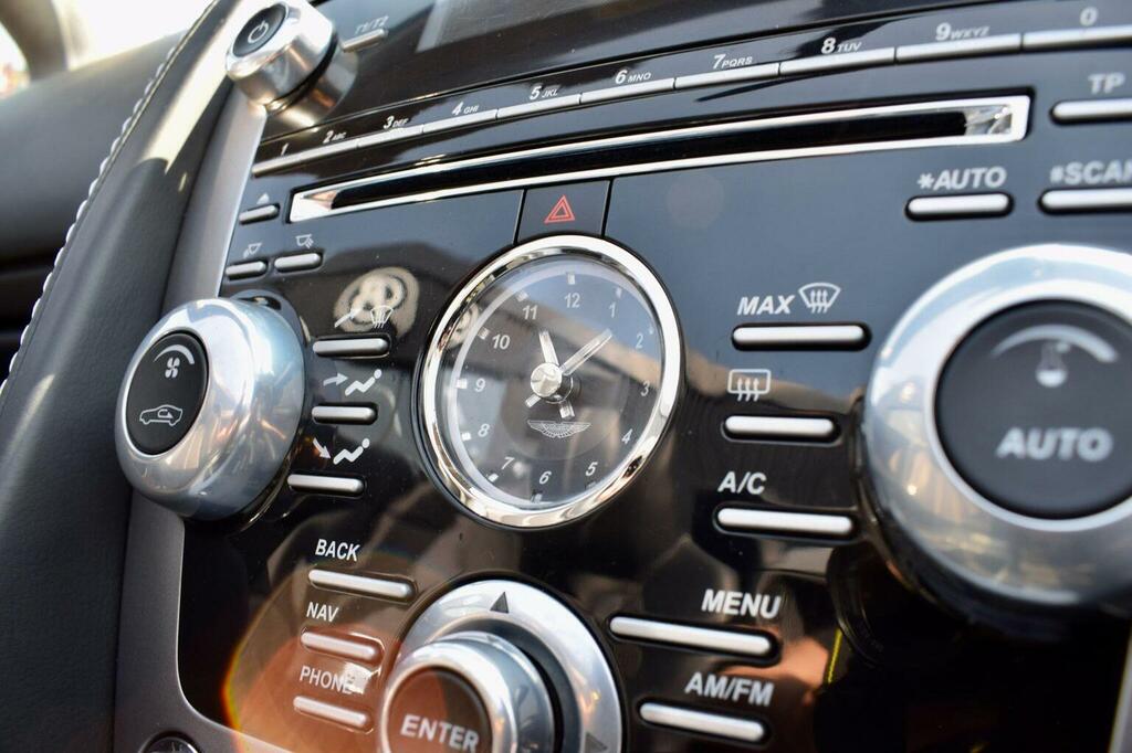 Aston Martin Vantage Coupe Silver #24