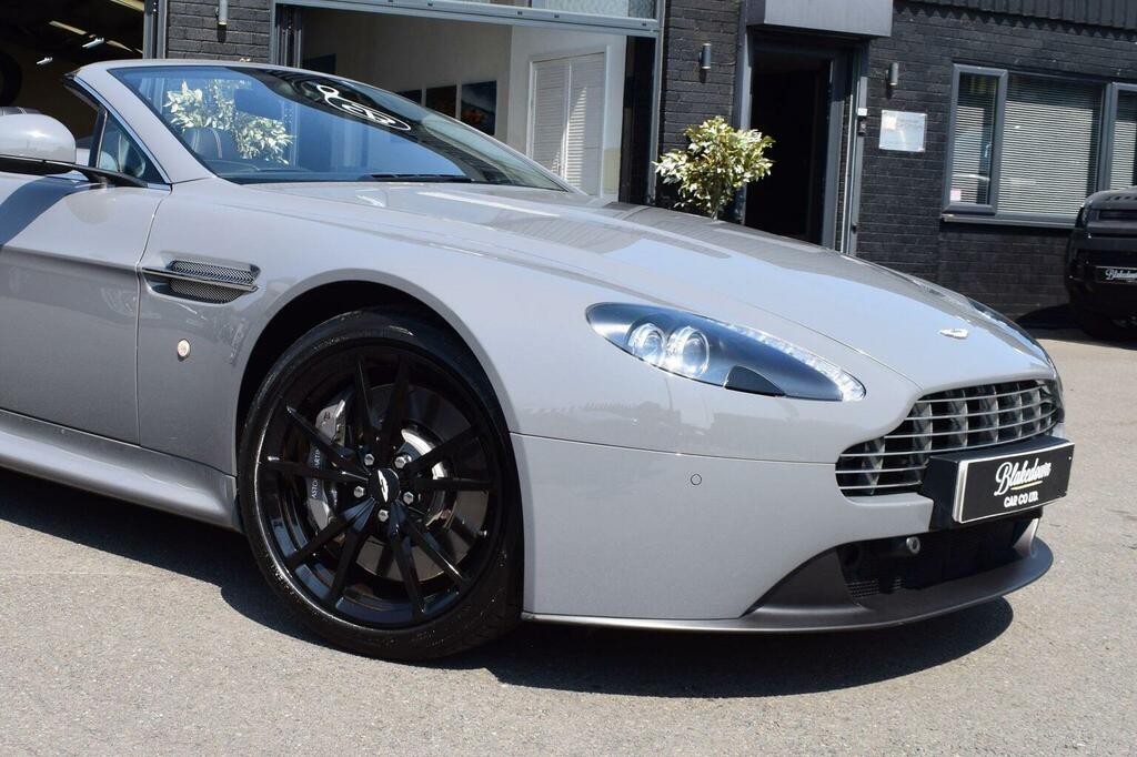 Aston Martin Vantage Coupe Silver #31