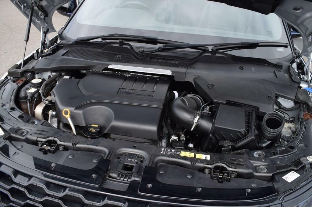 Land Rover Range Rover Evoque R-dynamic S White #30