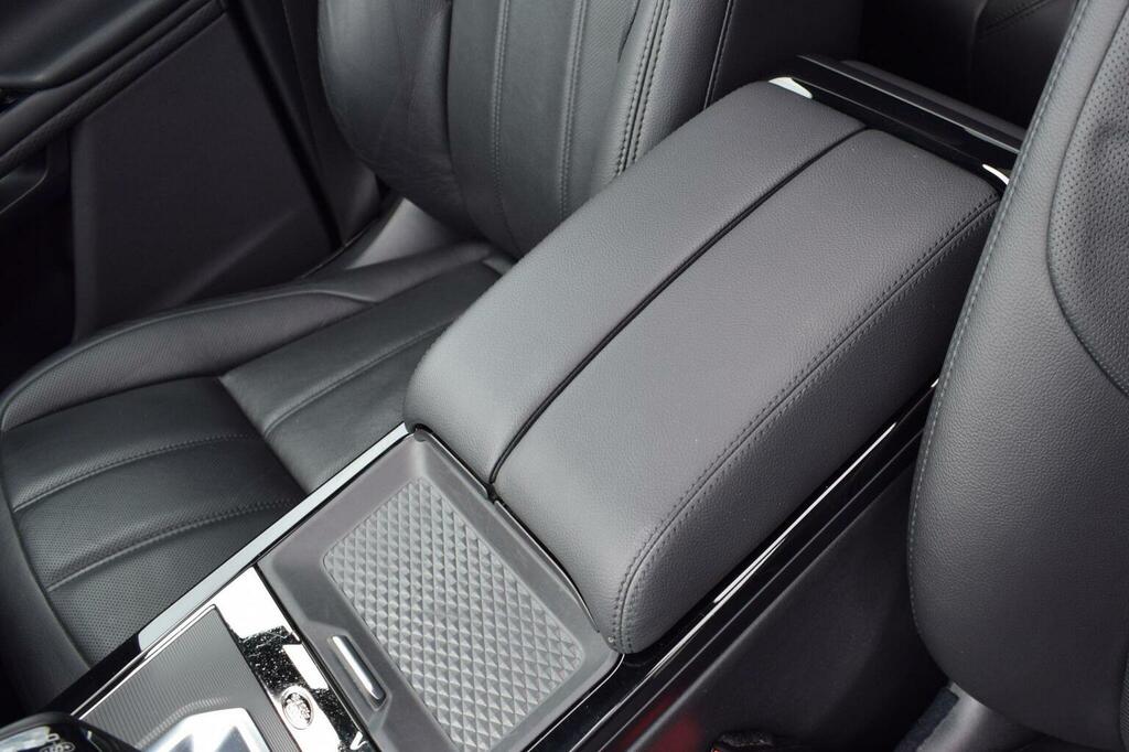 Land Rover Range Rover Evoque R-dynamic S White #22