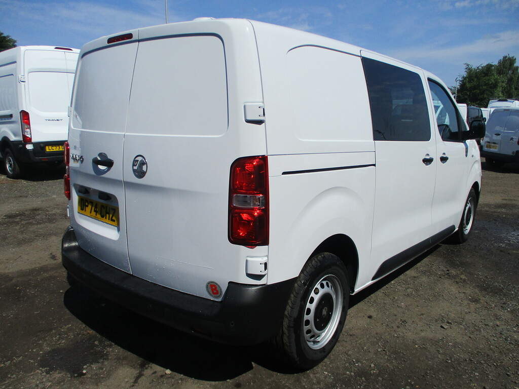 Vauxhall Vivaro Diesel DP24CHZ #3