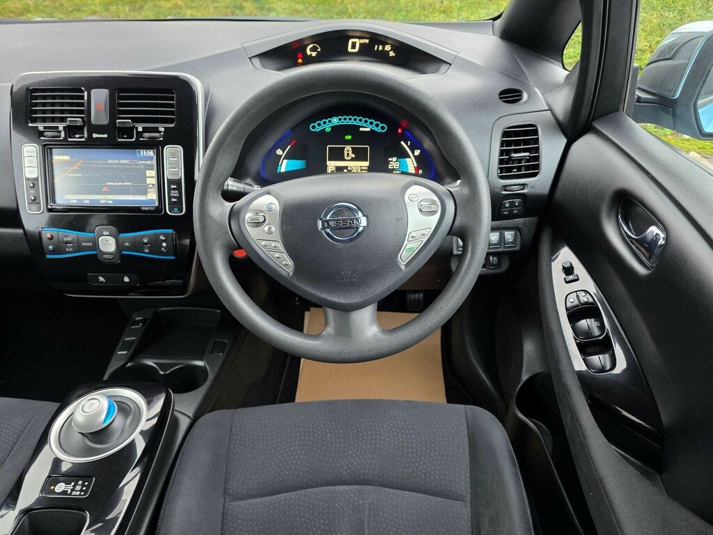 Nissan Leaf 24Kwh Acenta 2015 DP65MDY Blue #4