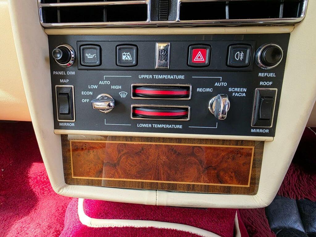 Rolls-Royce Silver Spirit Spirit II Silver #32