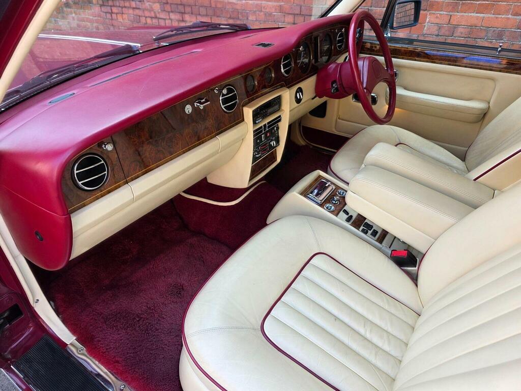 Rolls-Royce Silver Spirit Spirit II Silver #19