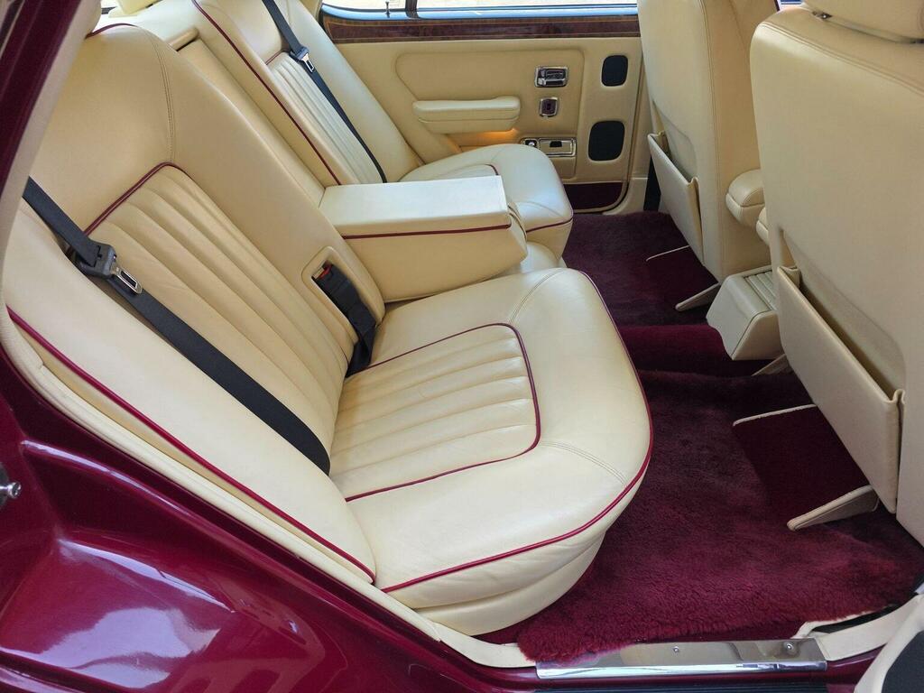 Rolls-Royce Silver Spirit Spirit II Silver #24