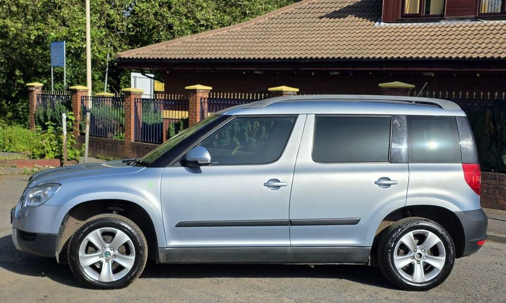 Skoda Yeti 1.6 Tdi Greenline II Elegance Euro 5 Ss 20 Blue #5