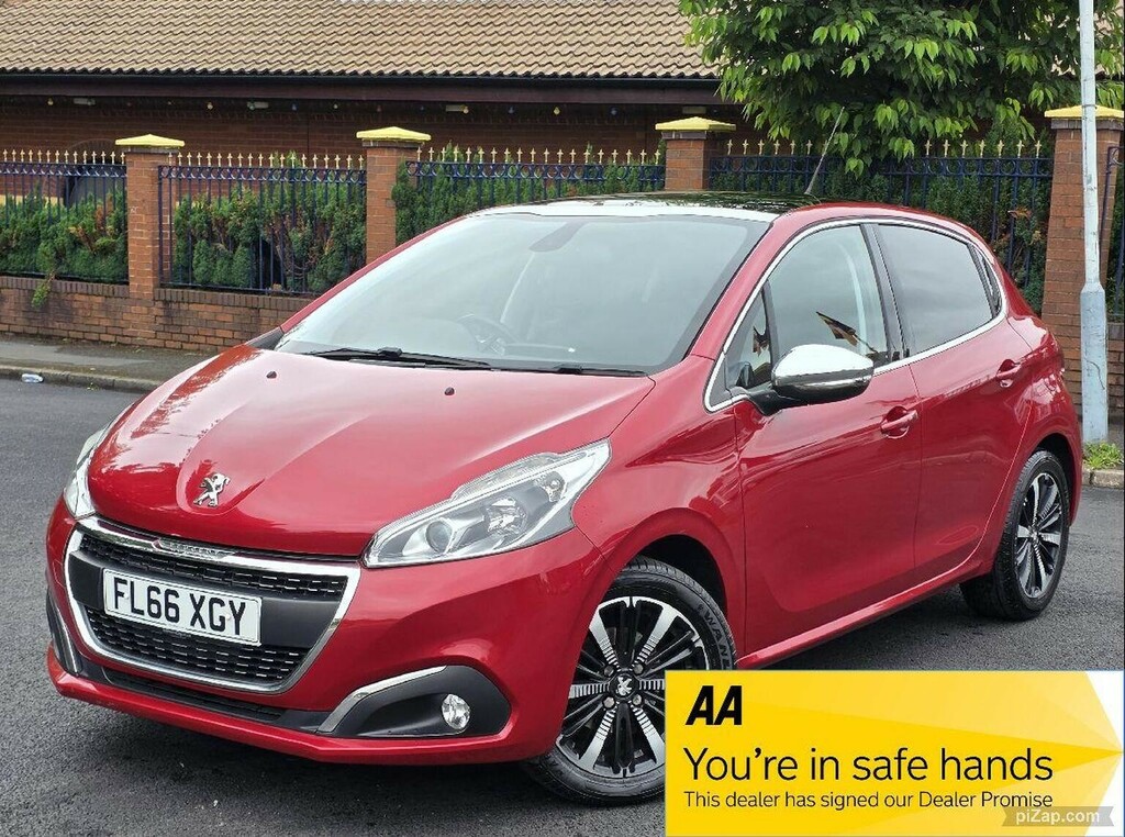 Peugeot 208 1.2 Puretech Allure Premium Euro 6 Ss 2016 Red