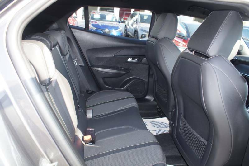 Peugeot 2008 Puretech Ss Active Premium Plus White #16