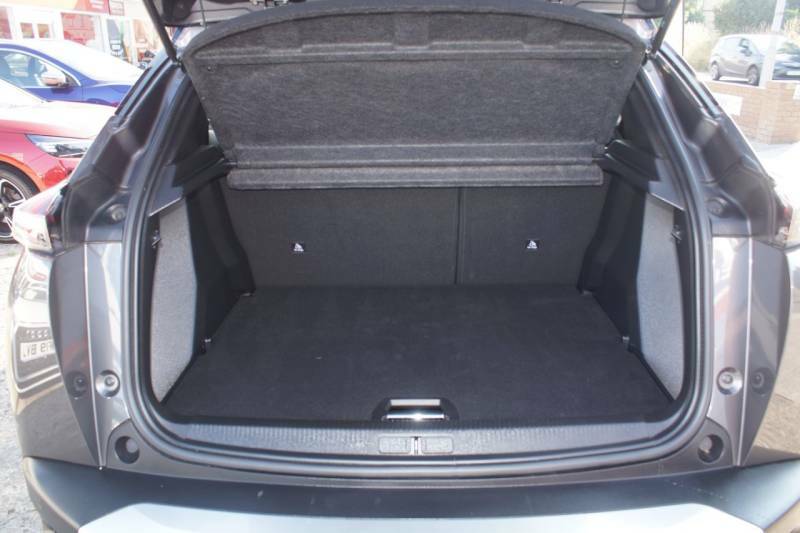 Peugeot 2008 Puretech Ss Active Premium Plus White #15