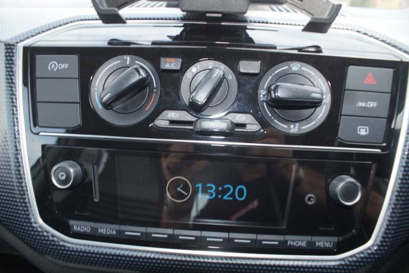 Volkswagen Up 1.0 65Ps Up Black #18