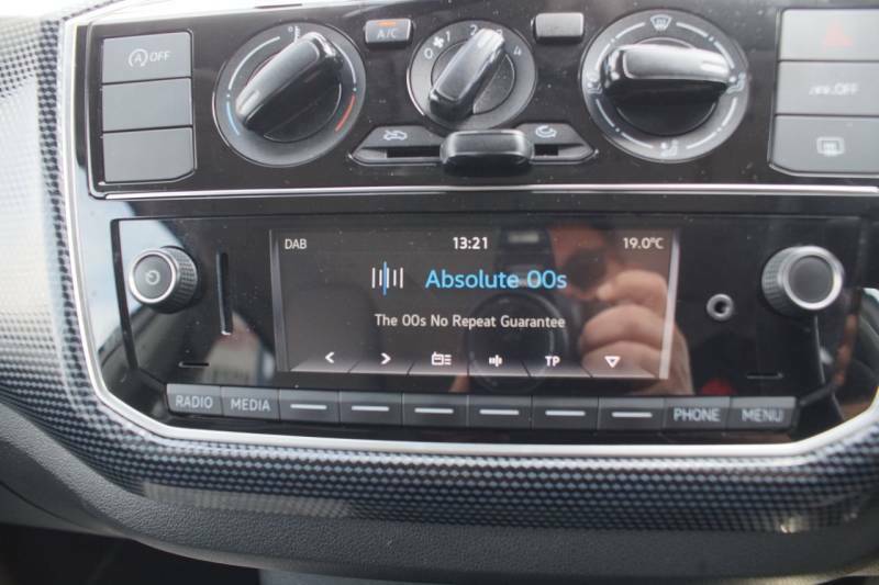 Volkswagen Up 1.0 65Ps Up Black #19