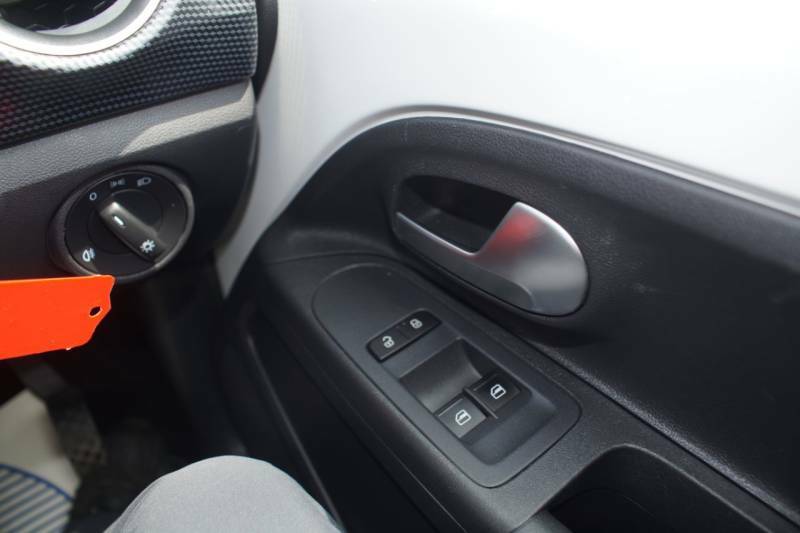 Volkswagen Up 1.0 65Ps Up Black #17