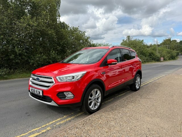 Ford Kuga 1.5 Tdci Titanium Suv Euro 6 S Red