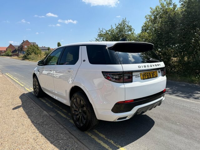 Land Rover Discovery Sport 1.5 P300e R-dynamic Hse 5 Seat Red #7