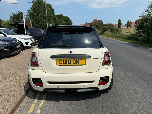 Mini Hatch 1.6 John Cooper Works World Championship Hatchback White #6