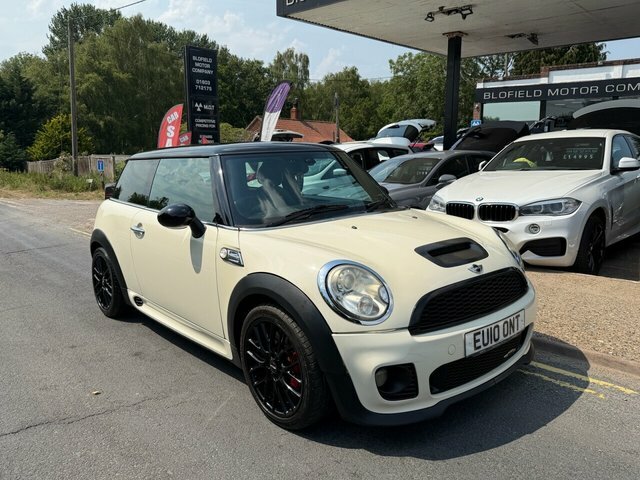 Mini Hatch 1.6 John Cooper Works World Championship Hatchback White #3