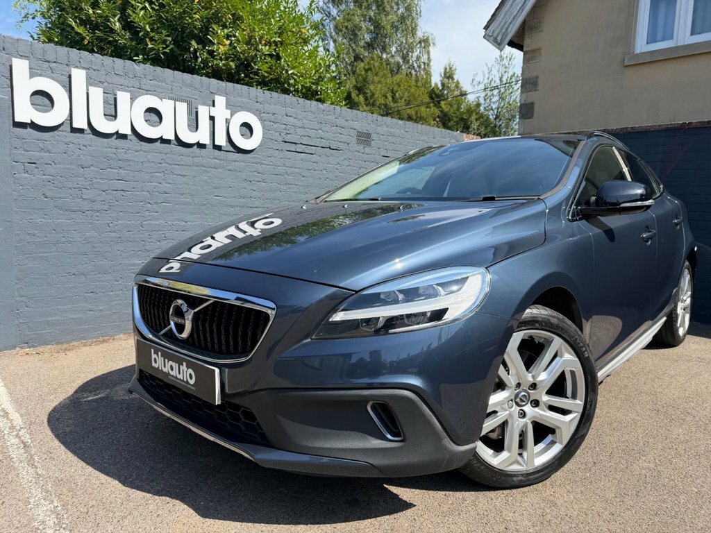 Volvo V40 Cross Country 1.5L Pro Blue #3