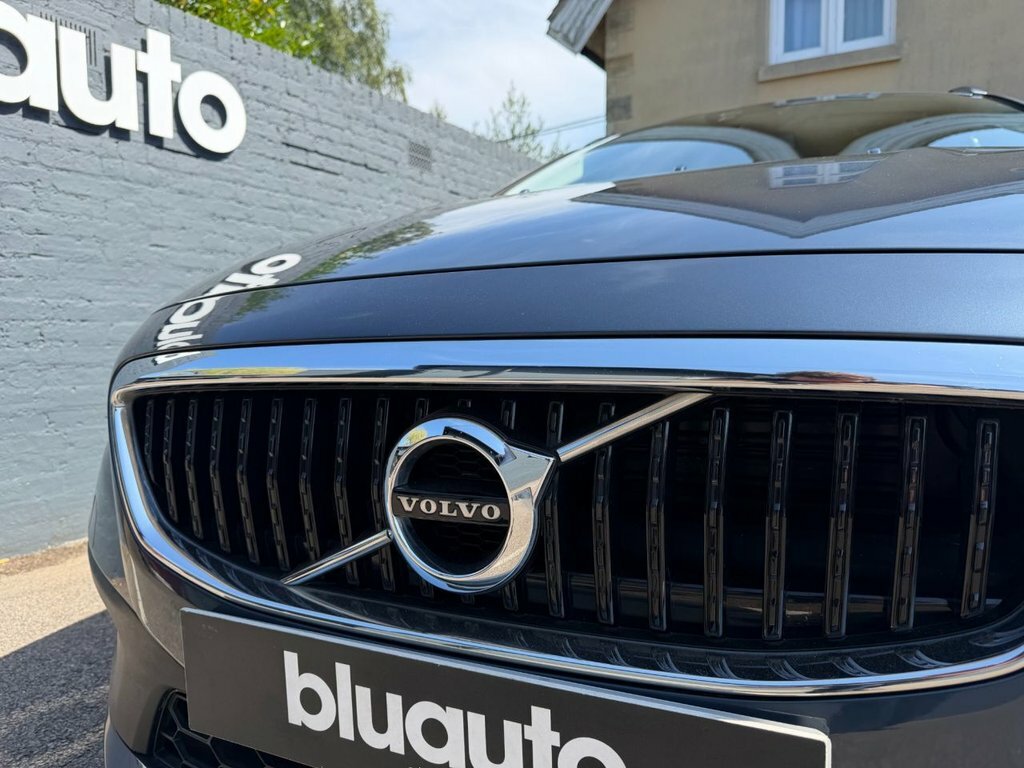 Volvo V40 Cross Country 1.5L Pro Blue #5