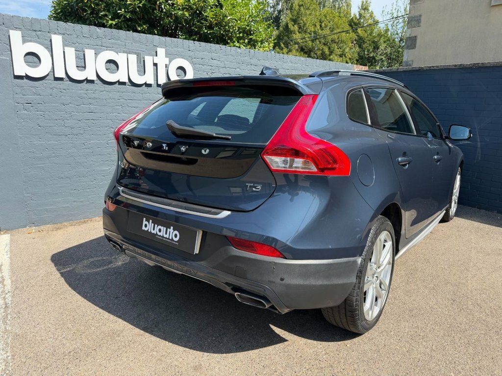 Volvo V40 Cross Country 1.5L Pro Blue #6