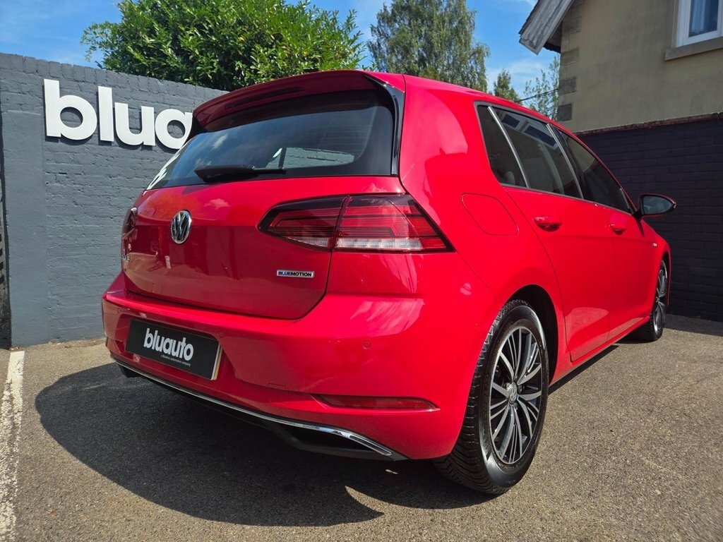 Volkswagen Golf 1.5L Se Nav WJ68ZYB Red #4