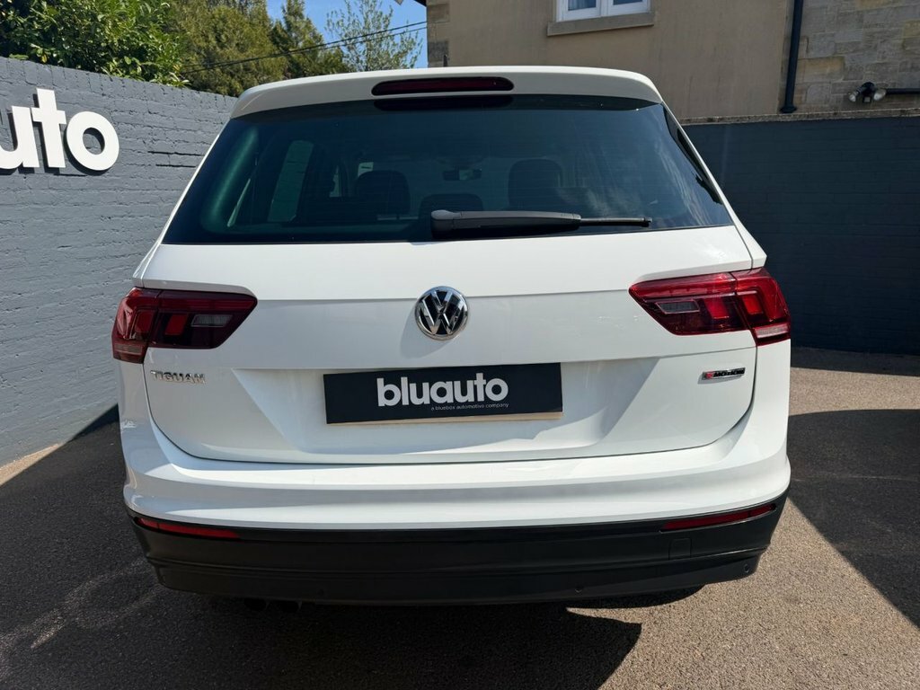 Volkswagen Tiguan 1.4L Se Navigation White #5