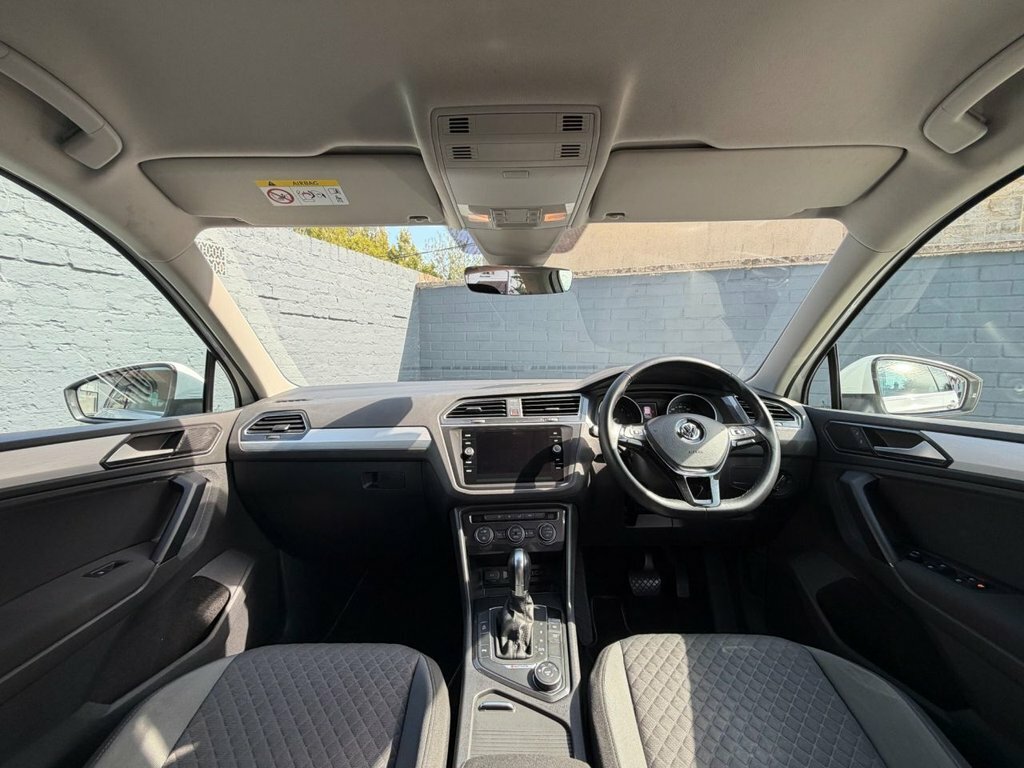 Volkswagen Tiguan 1.4L Se Navigation White #2