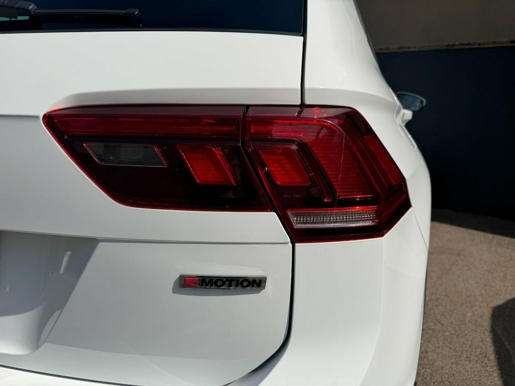 Volkswagen Tiguan 1.4L Se Navigation White #6