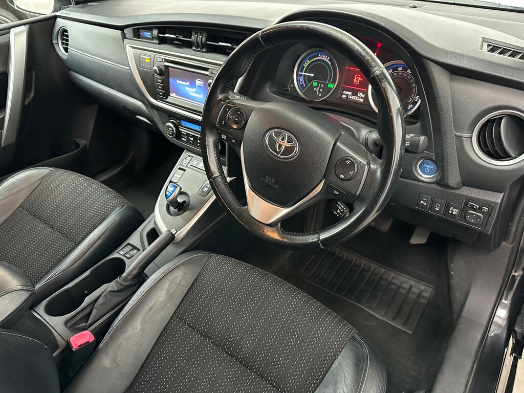 Toyota Auris 1.8 Vvt-h Excel Cvt Euro 5 Ss Black #3