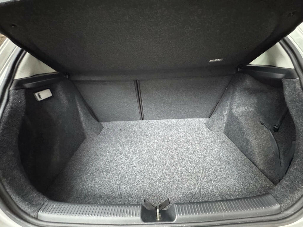Toyota Corolla 1.4 Vvt-i Colour Collection Hatchback M Silver #17