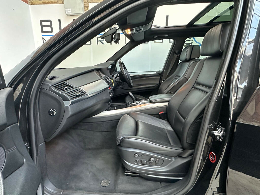 BMW X5 Black #8