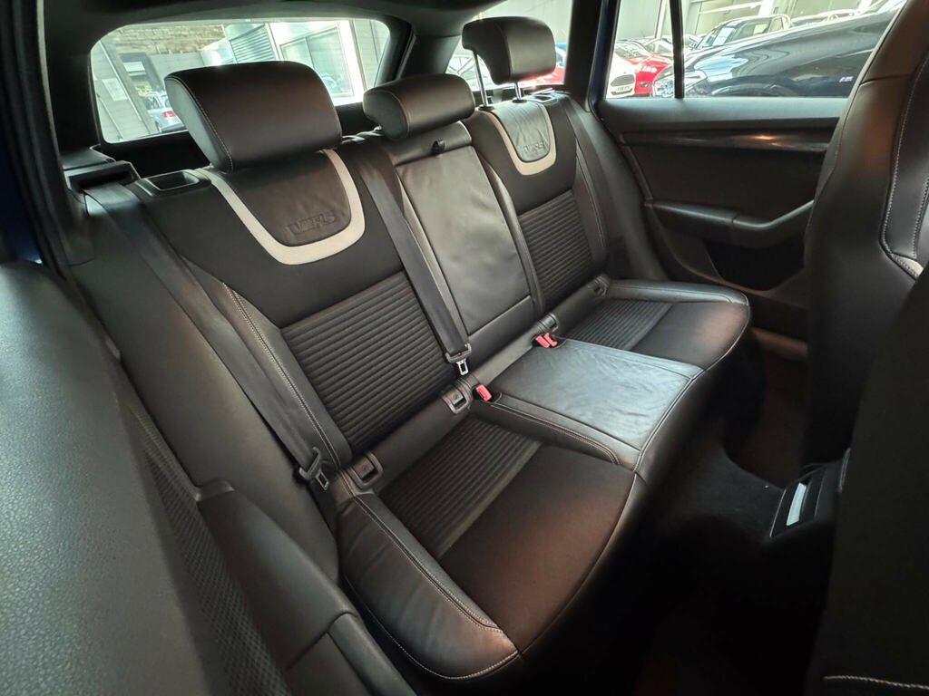 Skoda Octavia 1.4Tsi Elegance #10