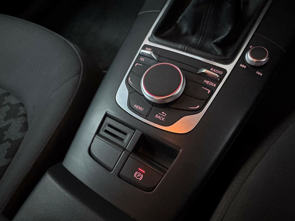 Audi A3 1.8 Tfsi S Line Black #17