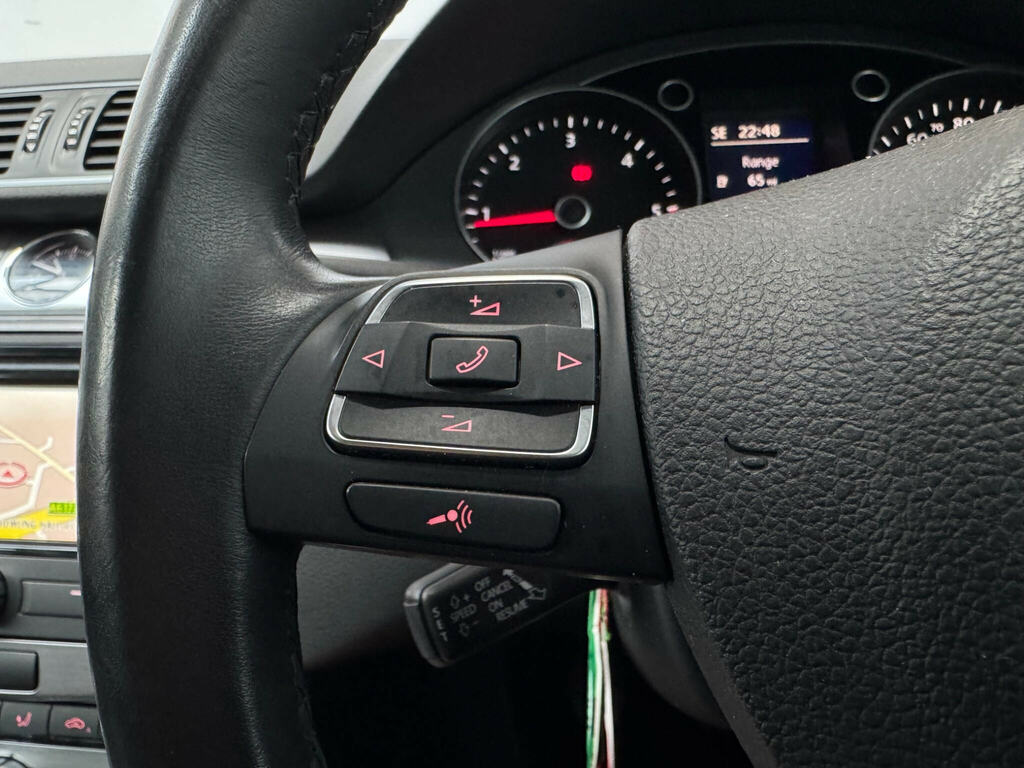 Volkswagen Passat  Silver #19