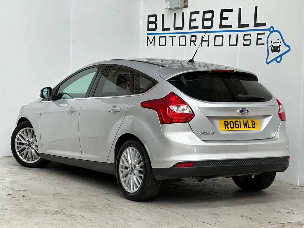 Ford Focus 1.6 Zetec 124 Bhp Red #4