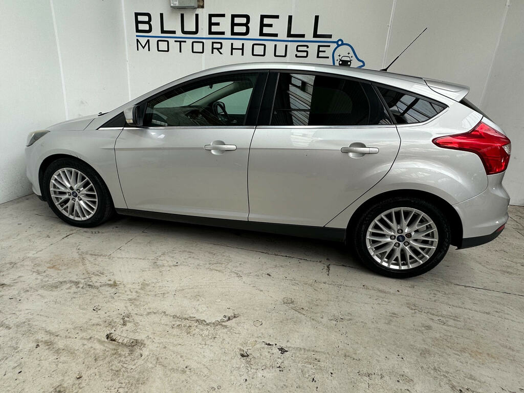 Ford Focus 1.6 Zetec 124 Bhp Red #6