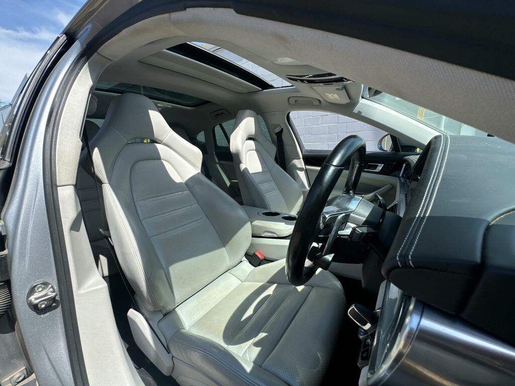 Porsche Panamera 3.0 V6 4 Saloon Pdk 4Wd Euro 6 Ss 3  #12