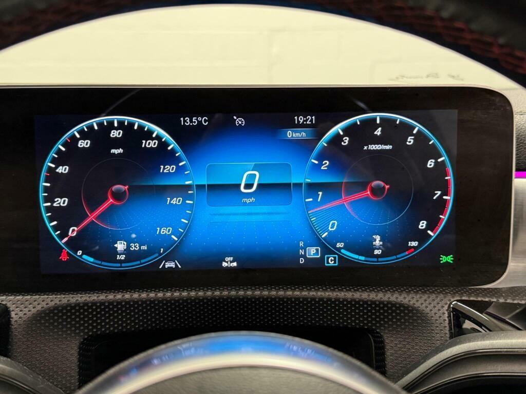 Mercedes-Benz CLA Class 1.3 Cla180 Amg Line Coupe 7G-dct Euro 6 Blue #31