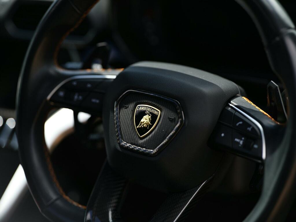 Lamborghini Urus Urus V8 Black #64
