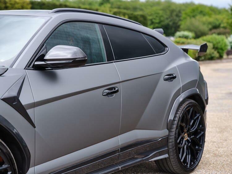 Lamborghini Urus Urus V8 Black #40