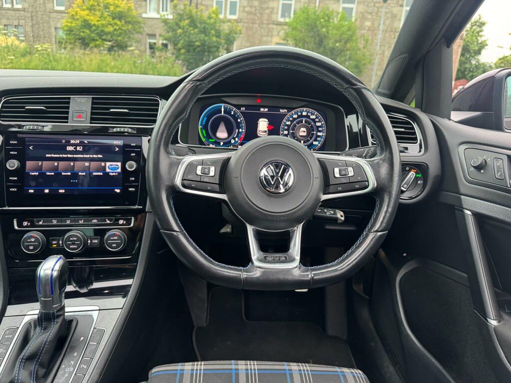 Volkswagen e-Golf E-golf 115 Bhp White #18