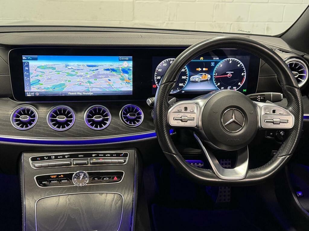 Mercedes-Benz E Class 2.0 E220d Amg Line Premium Plus Coupe White #3